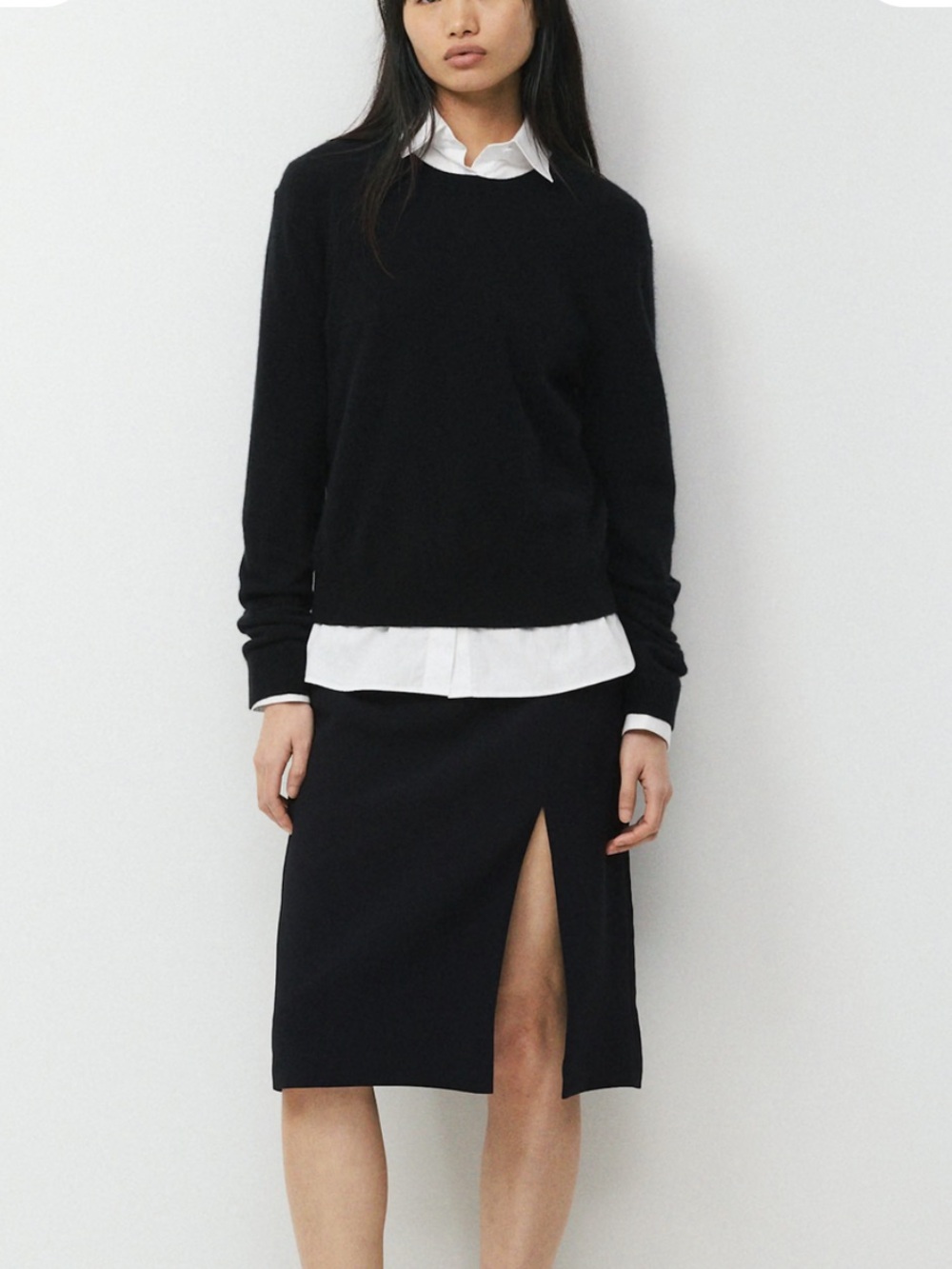 NWT Aritzia Scholar Skirt Crepette in Black Size 2